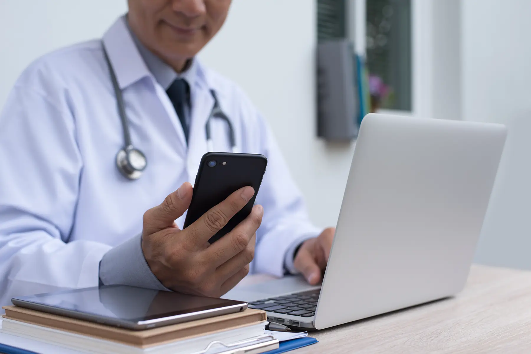 Healthcare-SMS-MMS